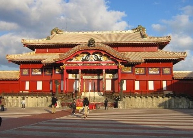 首里城・復元した国営公園