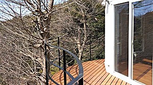 カーサ通信　（進化する木造建築2×4工法―戸建てから共同住宅・施設建築まで）