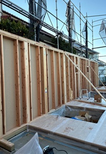 パッシブデザインハウス・ビルトインガレージ&ビッグバルコニーのある家(横浜市)