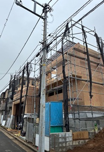 パッシブデザインハウス・ビルトインガレージ＆ビッグバルコニーのある家（横浜市）