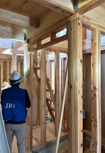 パッシブデザインハウス・ビルトインガレージ＆ビッグバルコニーのある家（横浜市）