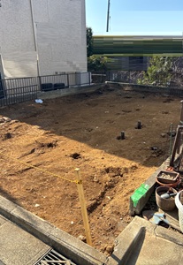 ビルトインガレージ付き3階建てのモダンデザインハウス（横浜市）着工