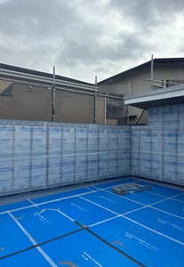 パッシブデザインハウス・ビルトインガレージ&ビッグバルコニーのある家(横浜市)