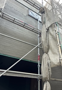 ビルトインガレージ付き3階建てのモダンデザインハウス(横浜市)