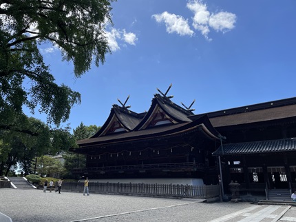 吉備津神社　－国宝・比翼入母屋造り－